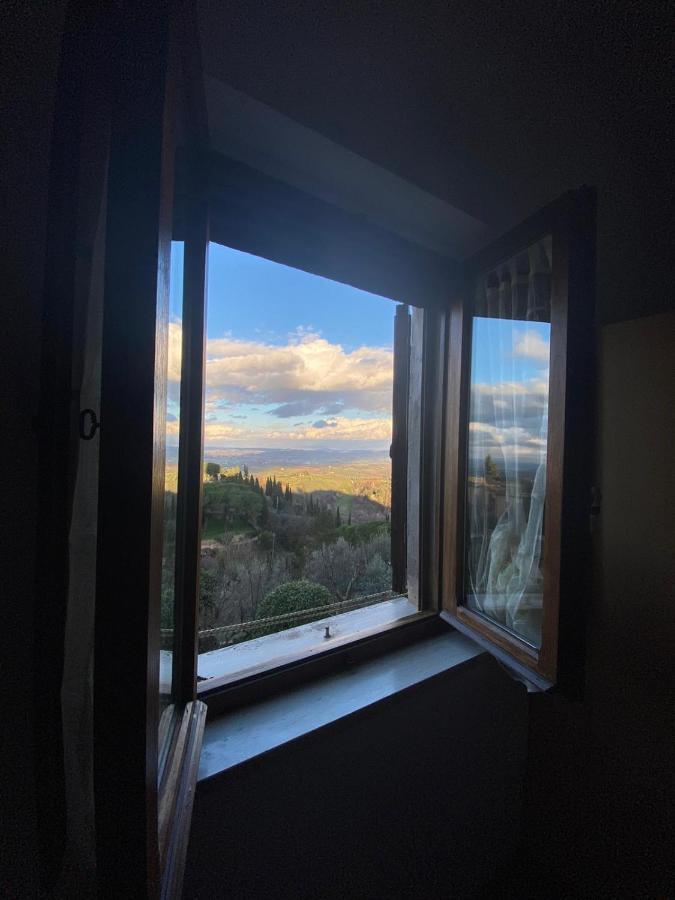 Appartamento Il Nespolo San Gimignano Kültér fotó