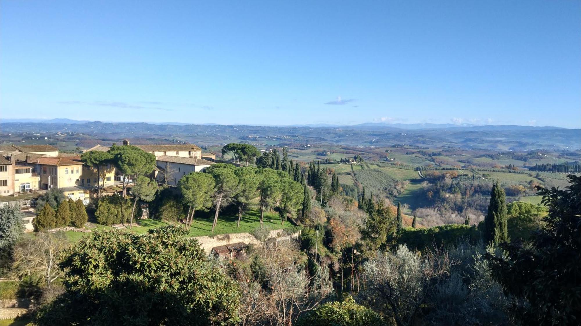 Appartamento Il Nespolo San Gimignano Kültér fotó