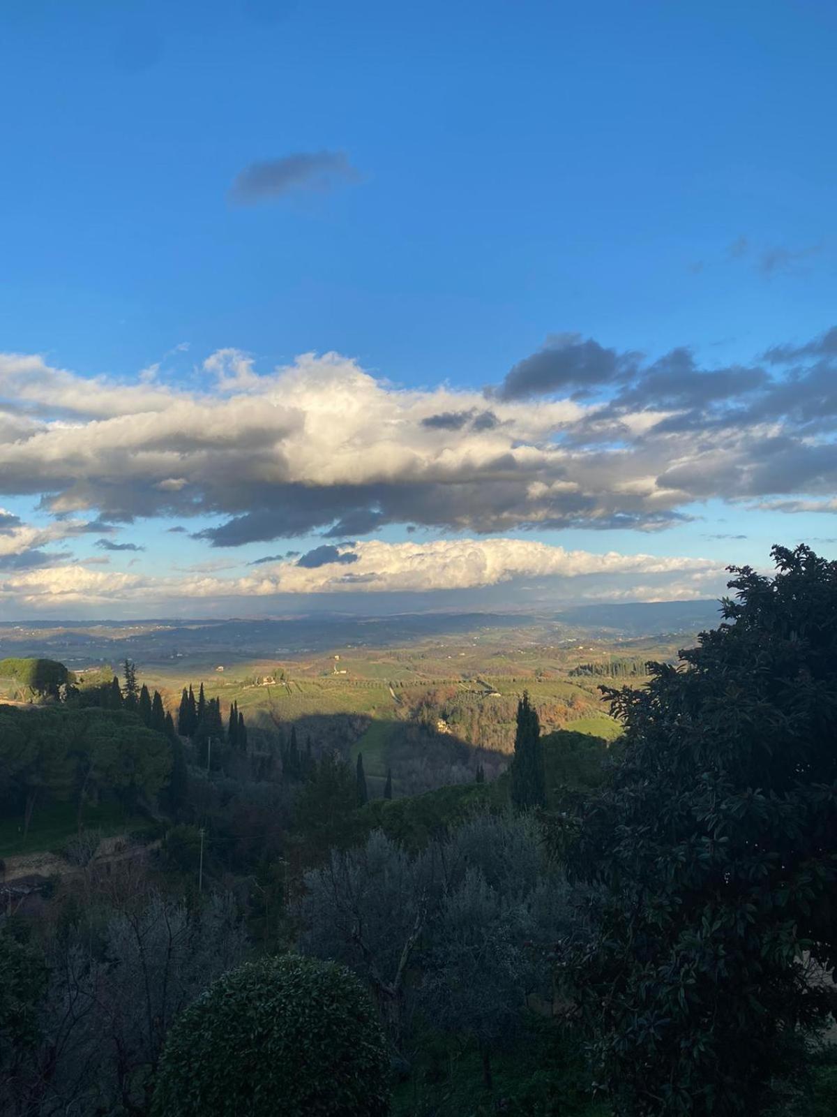 Appartamento Il Nespolo San Gimignano Kültér fotó